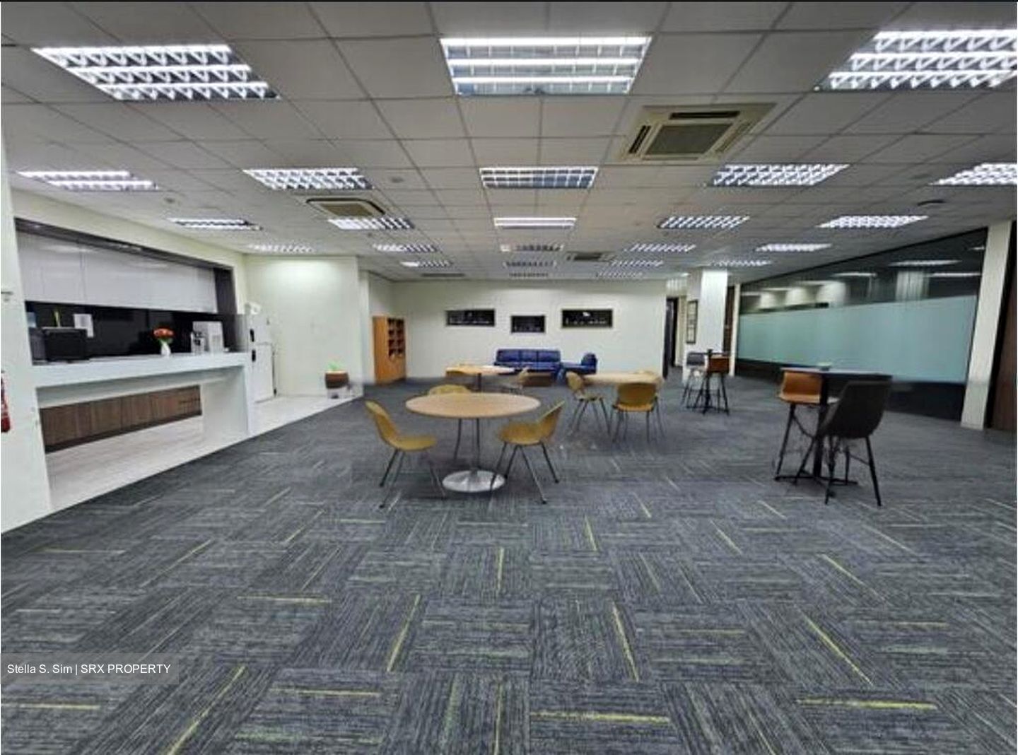 Mewah Building (D22), Office #450992051